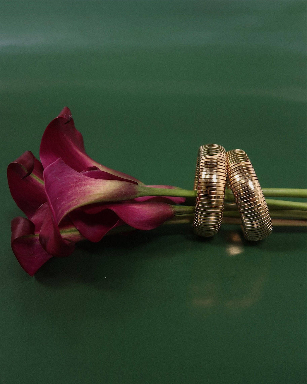 June Tube Bracelet : Hypoallergenic and Water Resistant