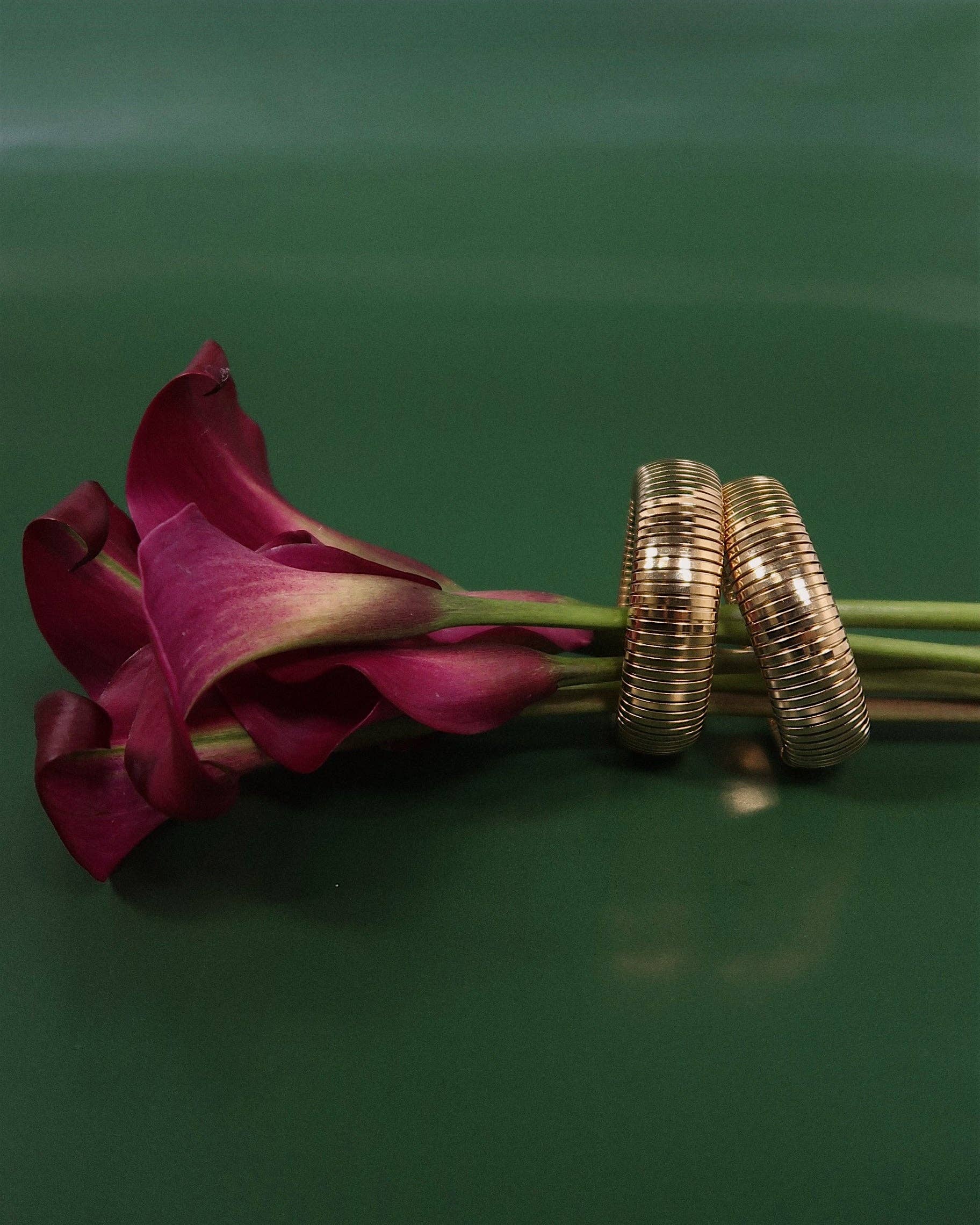 June Tube Bracelet : Hypoallergenic and Water Resistant