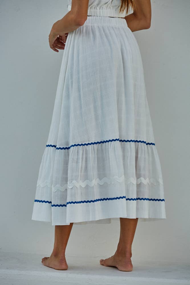 L8117 | Woven Cotton Flare Midi Skirt