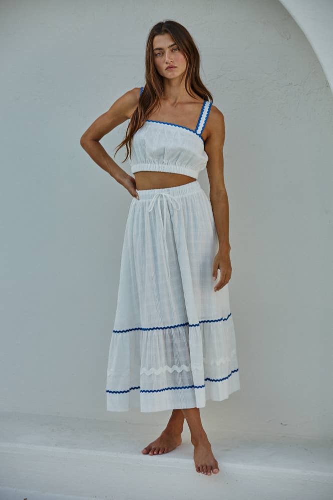 L8117 | Woven Cotton Flare Midi Skirt