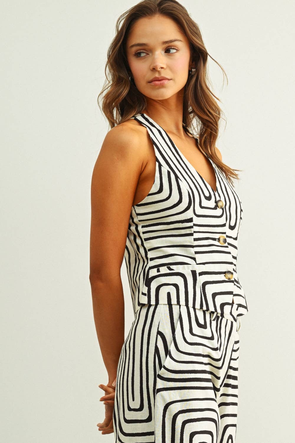 GRID PRINT HALTER NECK VEST